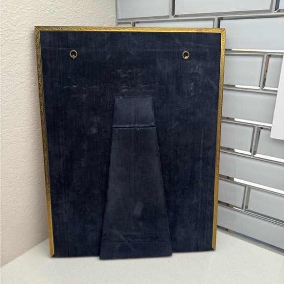 Vintage Picture Photo Frame Gold Tone Woman Girl 1940s Pin Curls - Picture 4 of 9